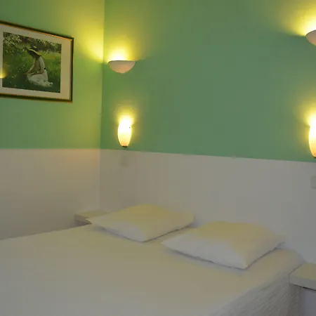 Et Foret 3* Saint-André-les-Alpes