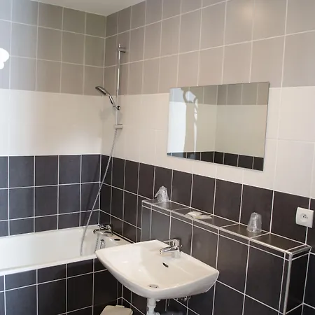 Et Foret 3* Saint-André-les-Alpes