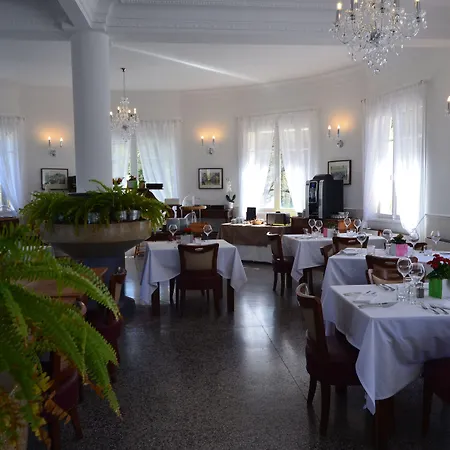 Hotel Et Foret Saint-Andre-les-Alpes