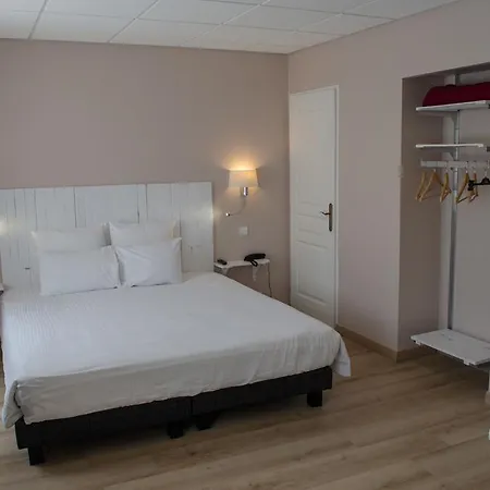 Hotel Et Foret Saint-André-les-Alpes