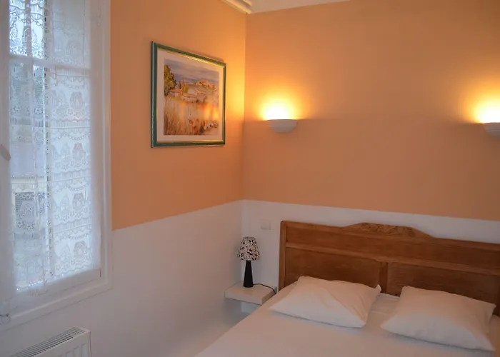 Et Foret Hotel Saint-André-les-Alpes