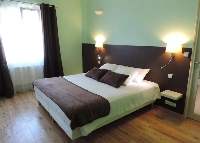 Hotel Et Foret Saint-Andre-les-Alpes